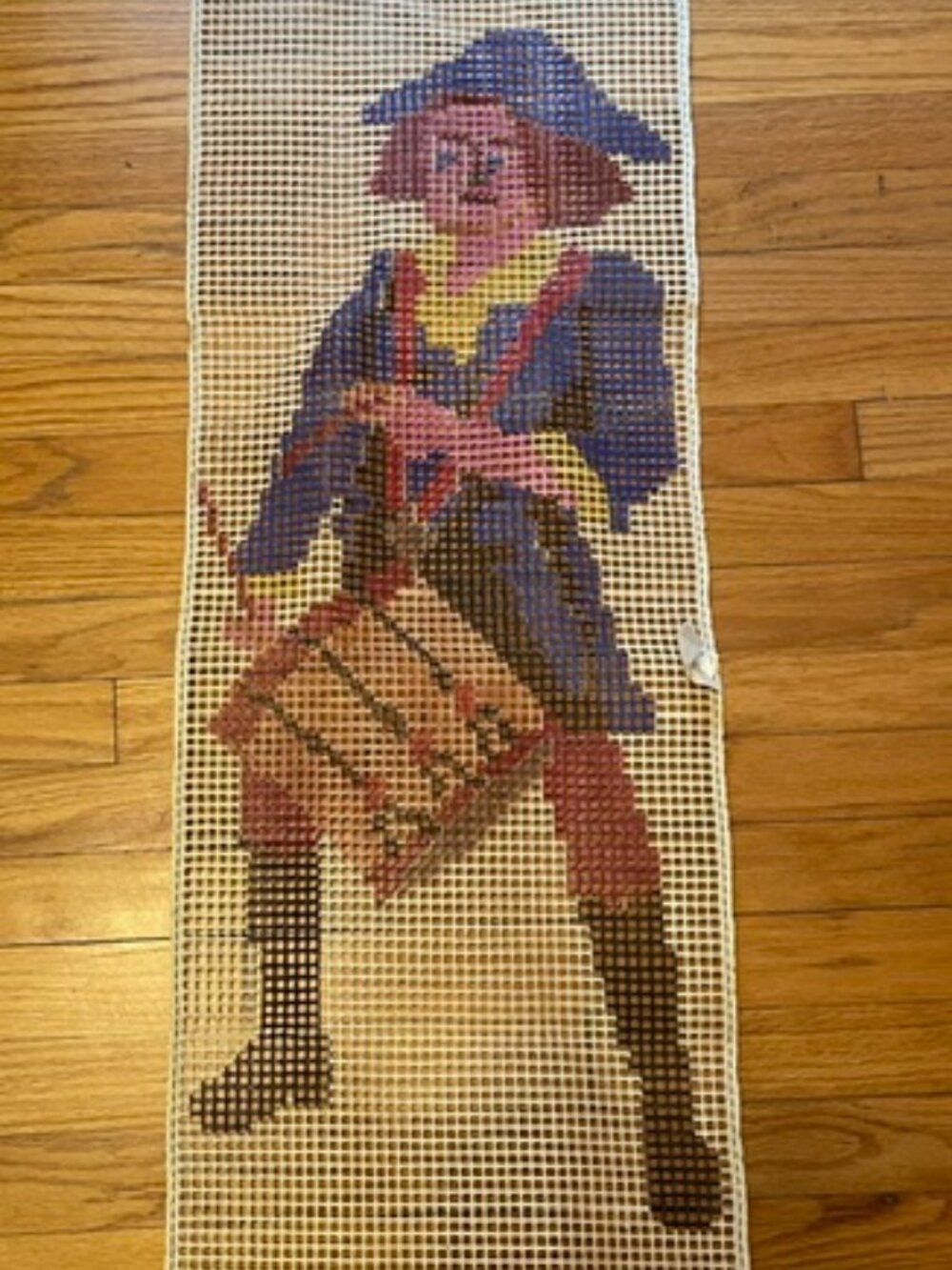 Shillcraft Redicut Stenciled rug canvas #171 Drummer Boy size 14x10 England